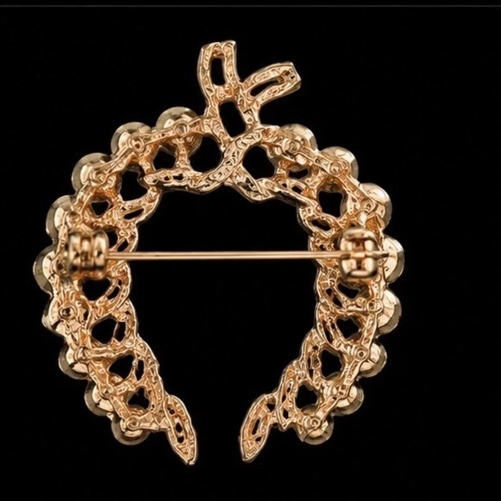 N/A elegant wreath
